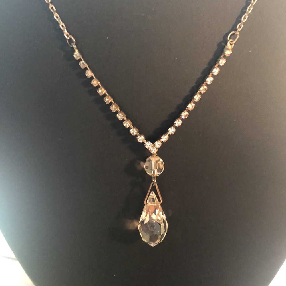 Vintage water drop clear crystal with rhinestone necklace.
